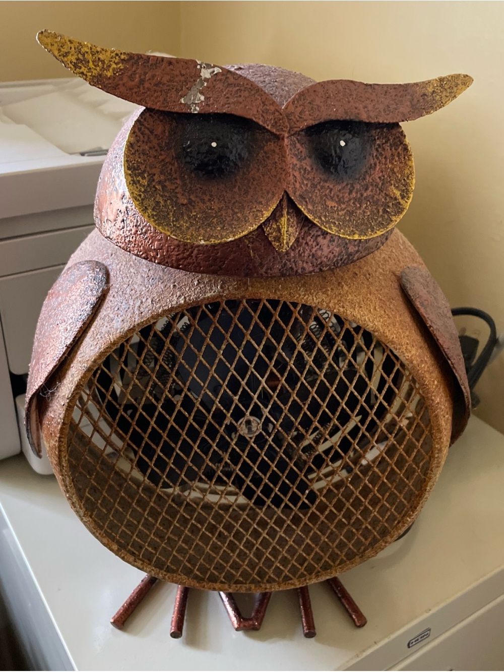 Decobreeze Bronze Black Metal Owl Electric 2 Speed Heater/ Fan